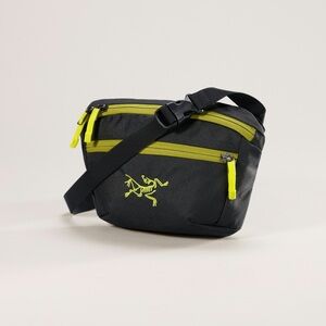 SUPER RARE LIMITED EDITION Arc'teryx Men's Belt Bag in Black and Yellow NWT